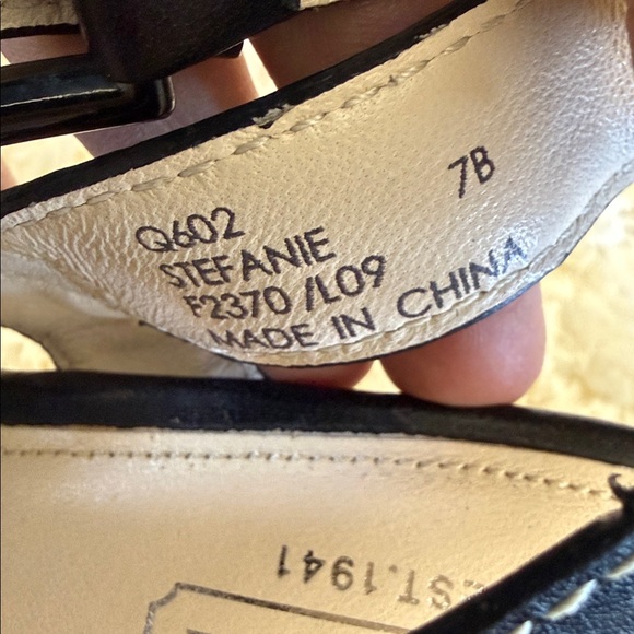 COACH Stefanie Buckle Gladiator HEEL PUMP Black Light Use Size 7 B - Picture 6 of 16